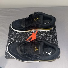 Air Jordan 4 RM, nero oro